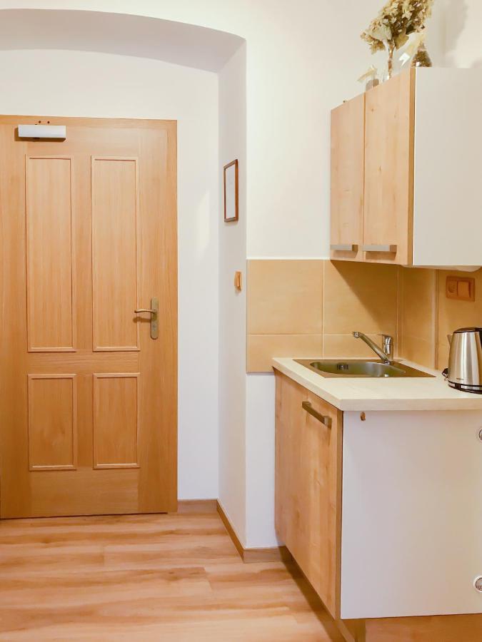 Golden Wood Apartments Plzen Exterior photo